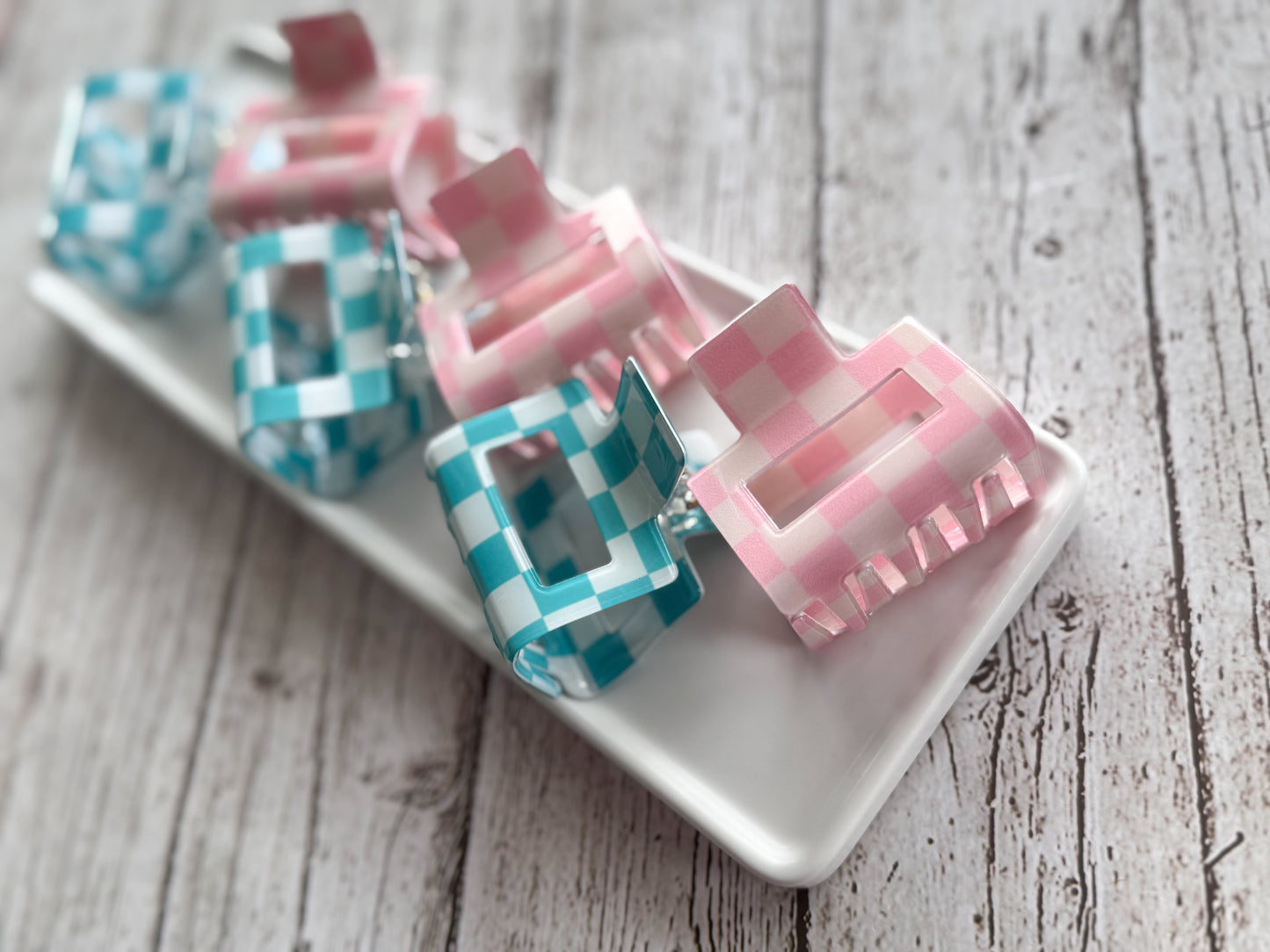 Spring checkered hair claw clips