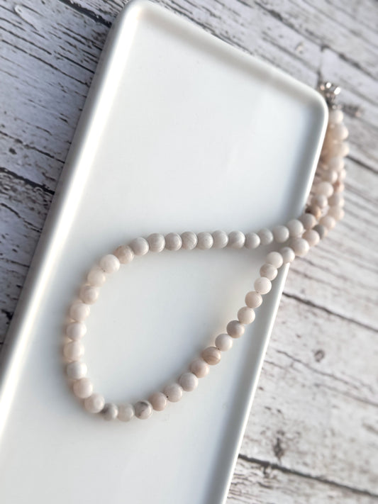 Natural white agate stone necklace