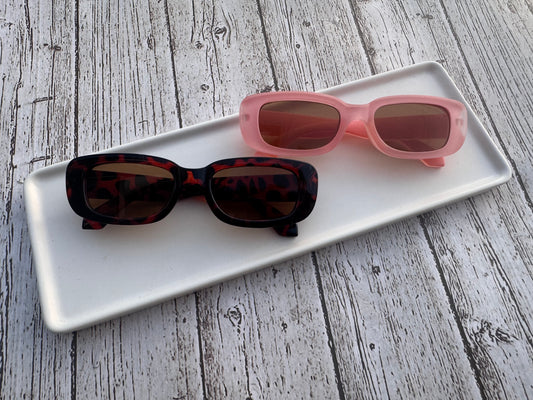 Kid’s leopard or pink oval sunnies