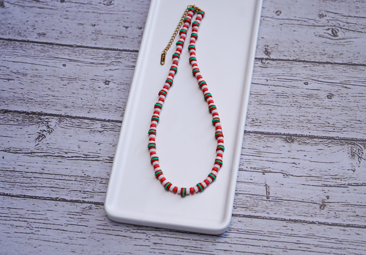 Feeling jolly unisex beaded necklace