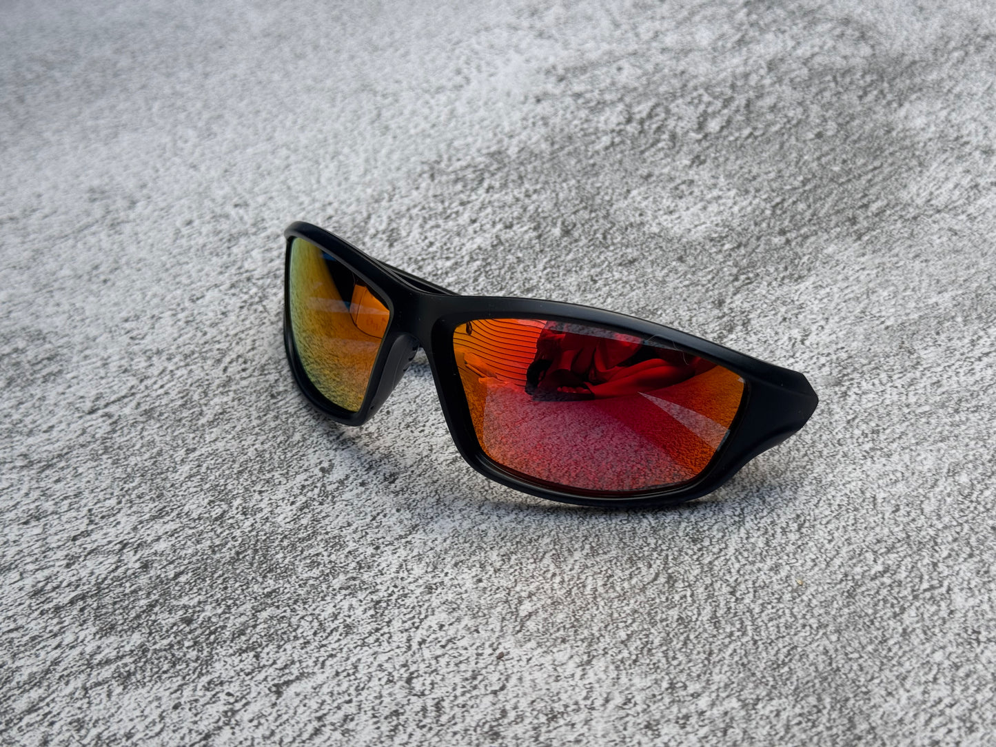 Wrap around cycling sunnies 8+