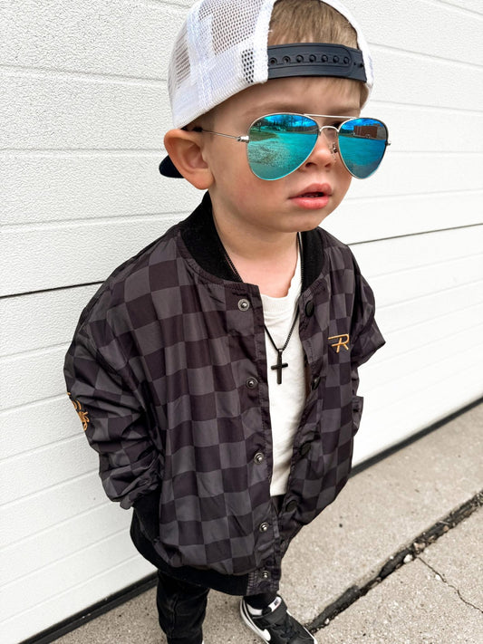 Black cross on stainless box chain