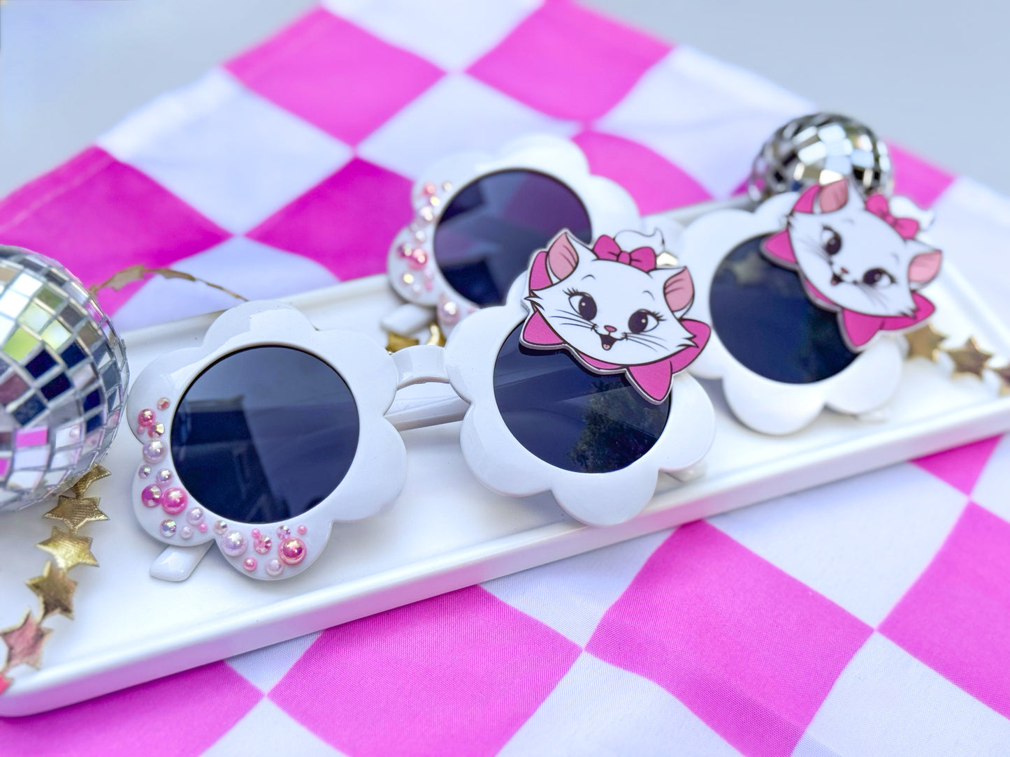 Marie sunnies on white jellies