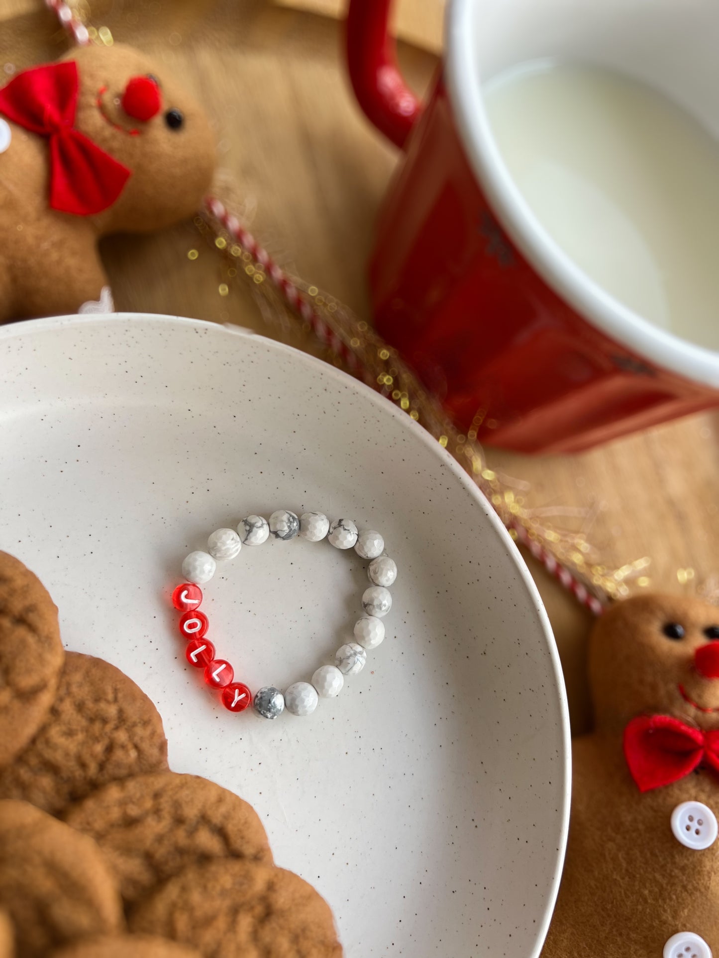 White howlette “jolly” bracelet