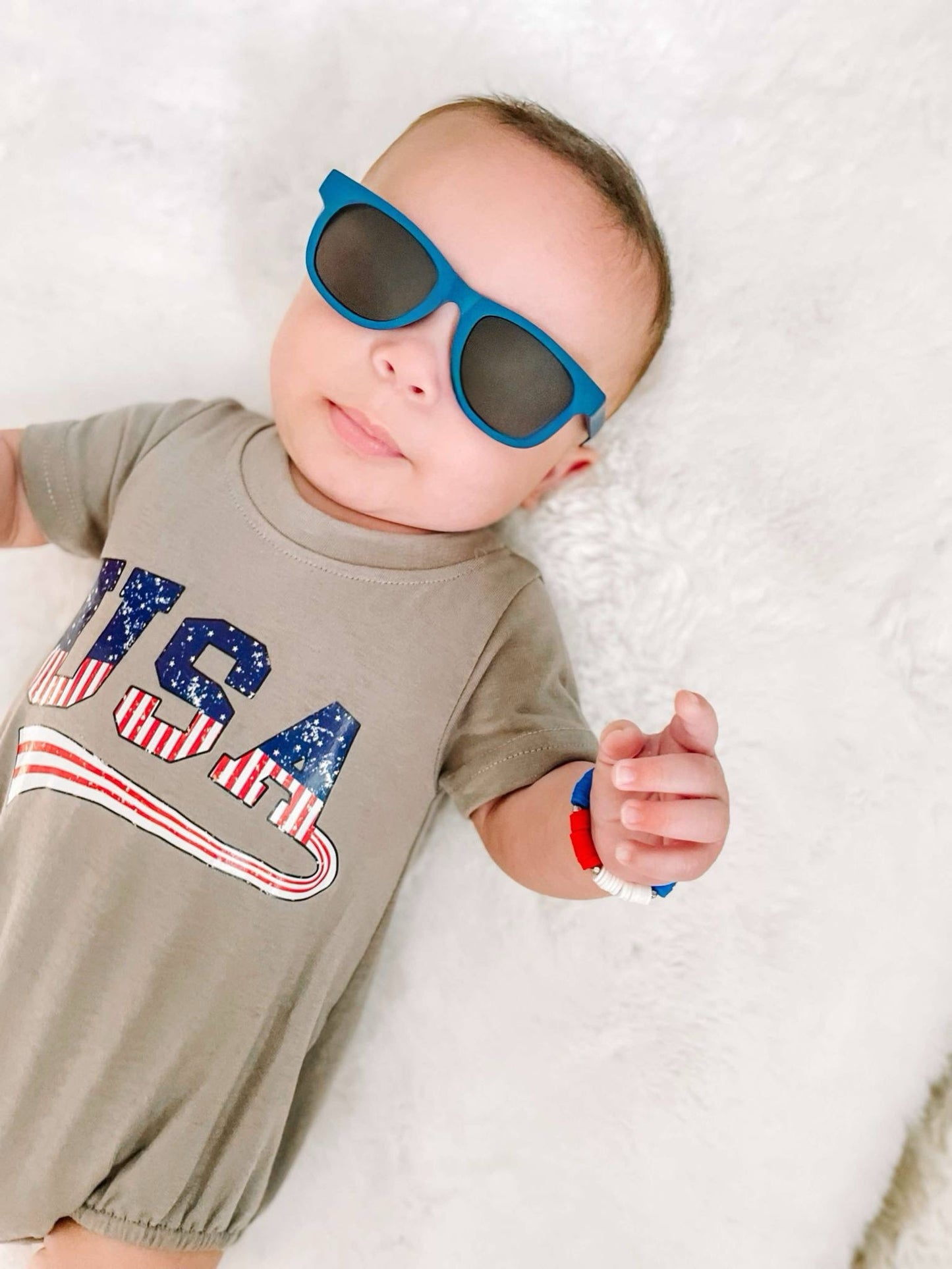 Dark blue polarized infant sunnies w/ removable strap