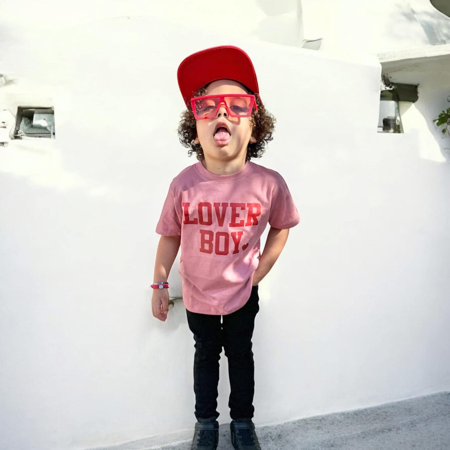 Kid’s oversized red sunnies