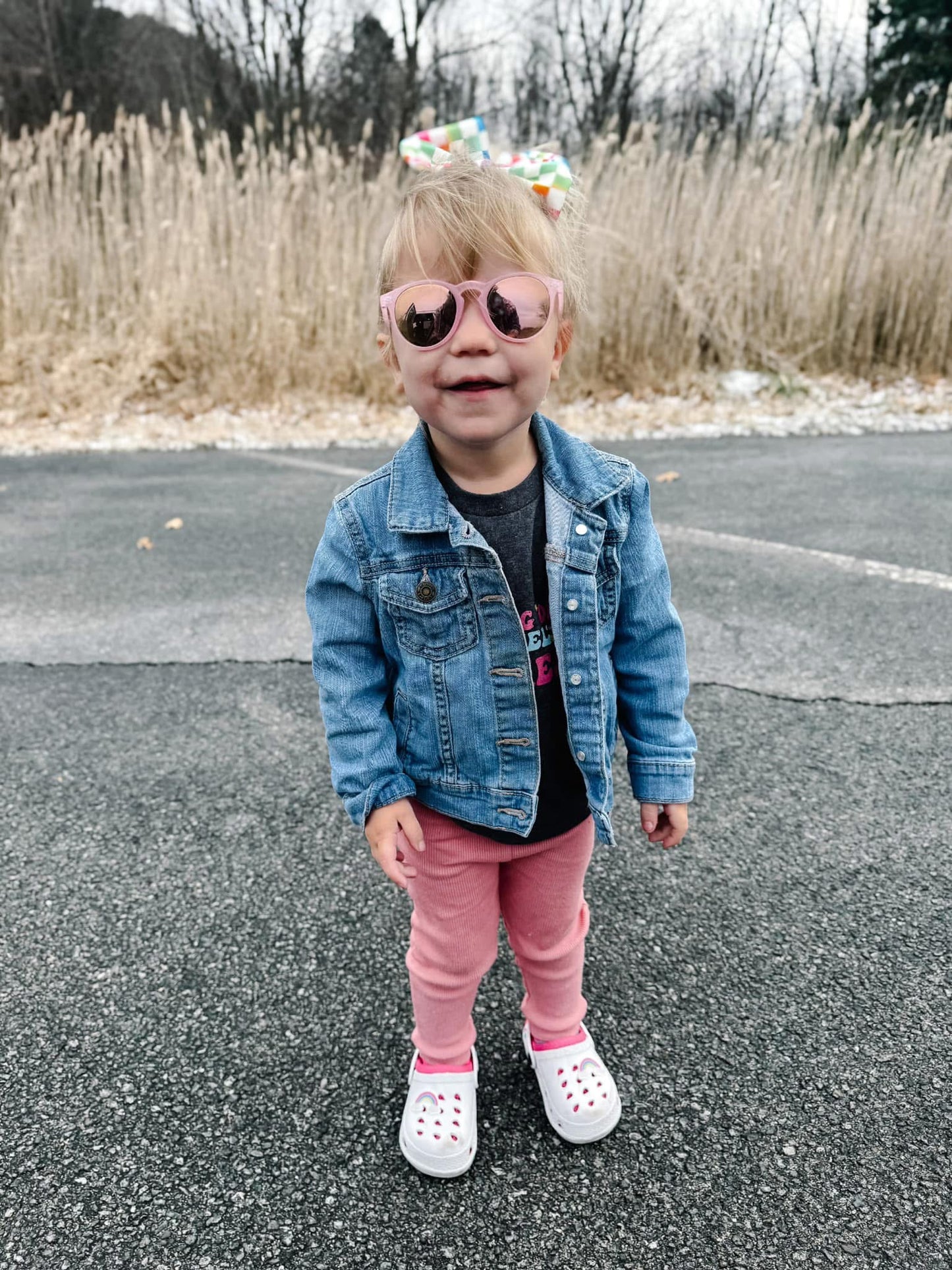 Toddler mirrored transparent round