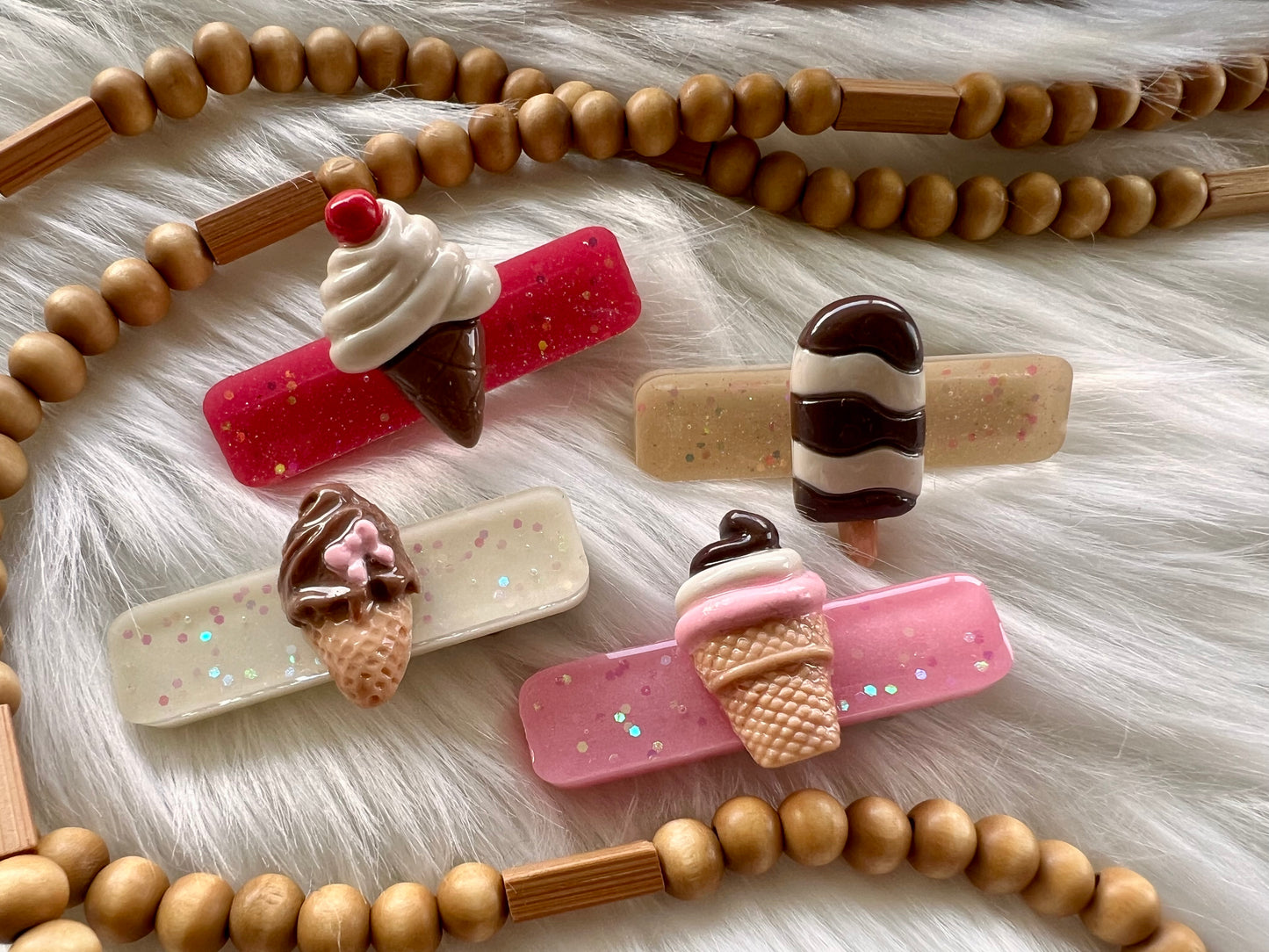 Ice cream resin clips