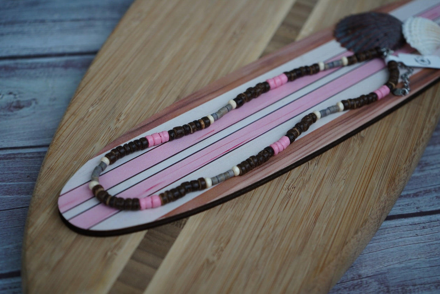 Pink & grey coco shells surf necklace