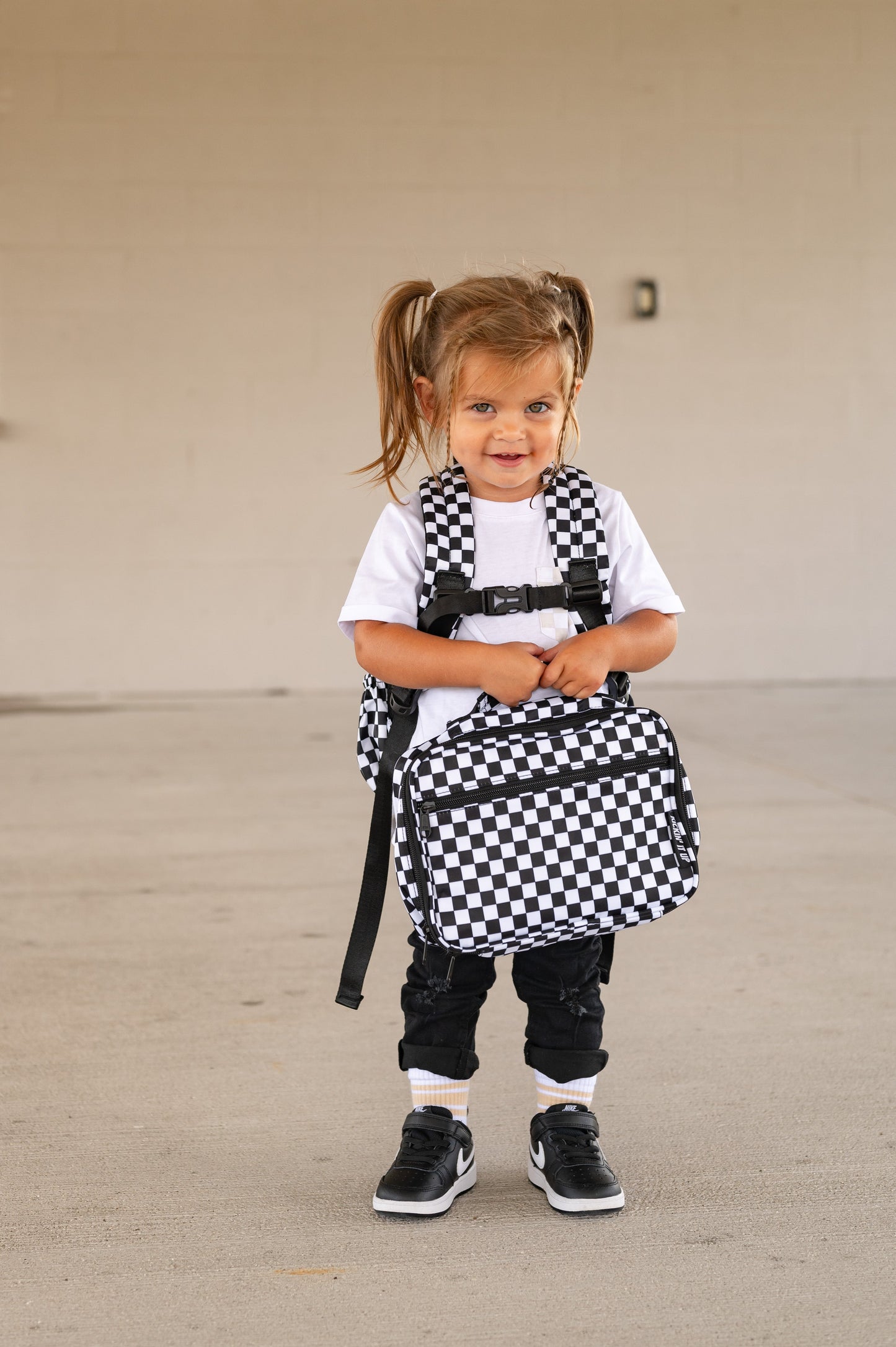Kickin it up checkered lunch box RTS
