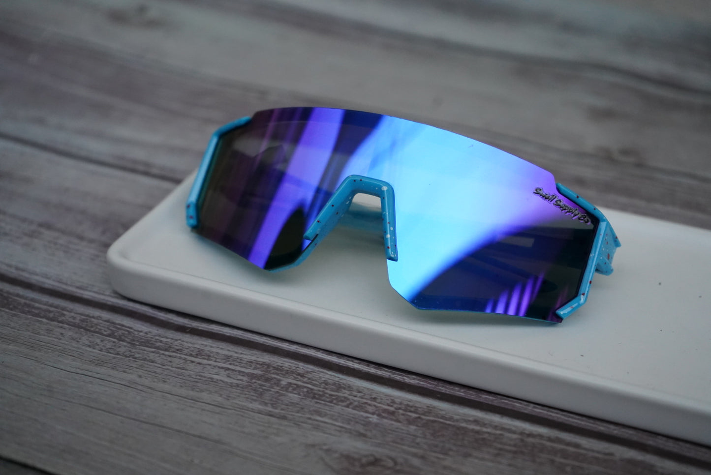 Kid’s rimless sports sunglasses with red & blue speckles (ages 2-9)