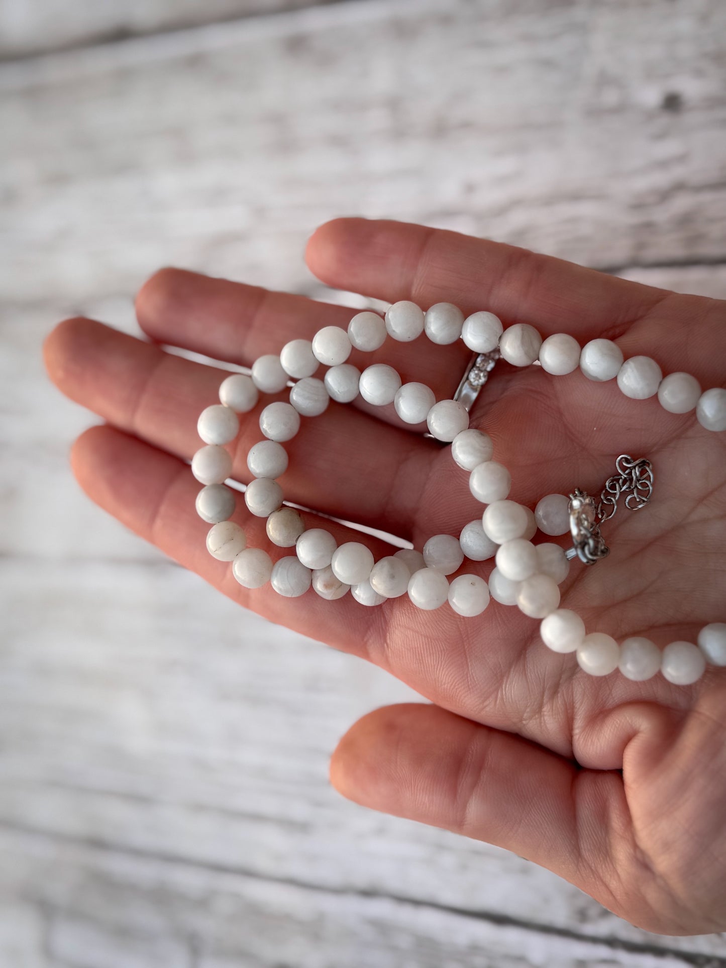 Natural white agate stone necklace