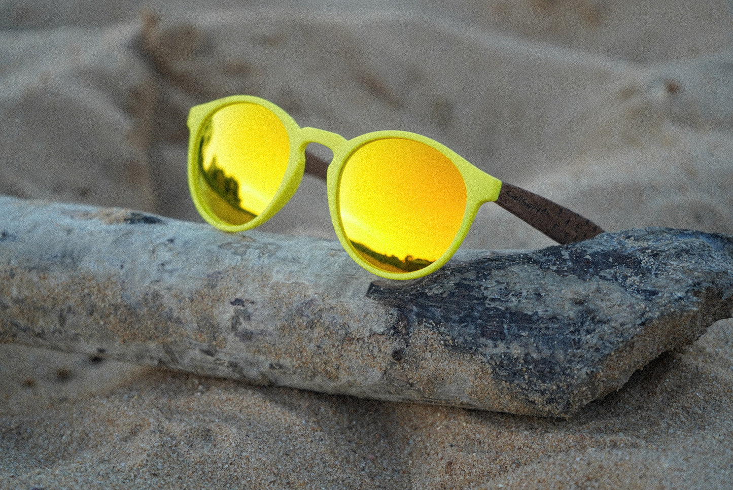 Youth high voltage bamboo shades