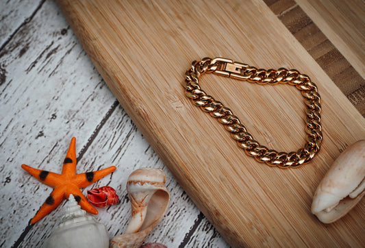 Stainless steel gold 6mm cuban bracelet with box clasp (18, 19 or 20cm)