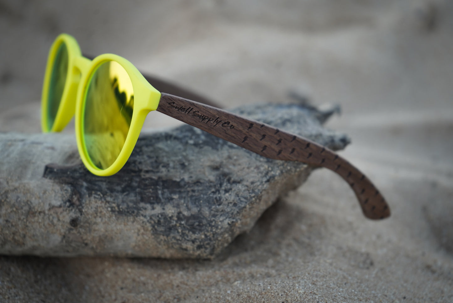 Youth high voltage bamboo shades