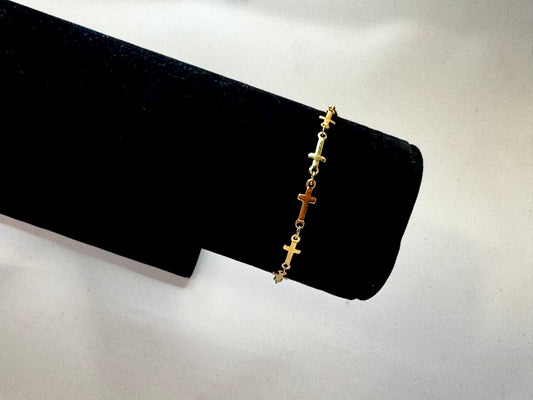 Adult stainless steel 8.5 inch gold cross bracelet with lobster clasp