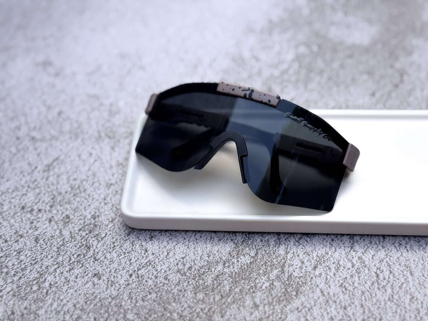 Kid’s taupe swell vipers