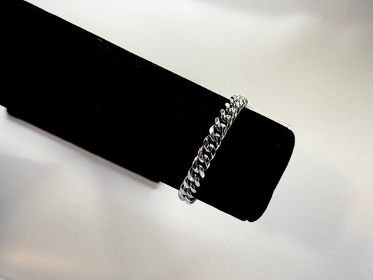 Kid’s 7 inch stainless steel silver 8mm Miami link bracelet with box clasp