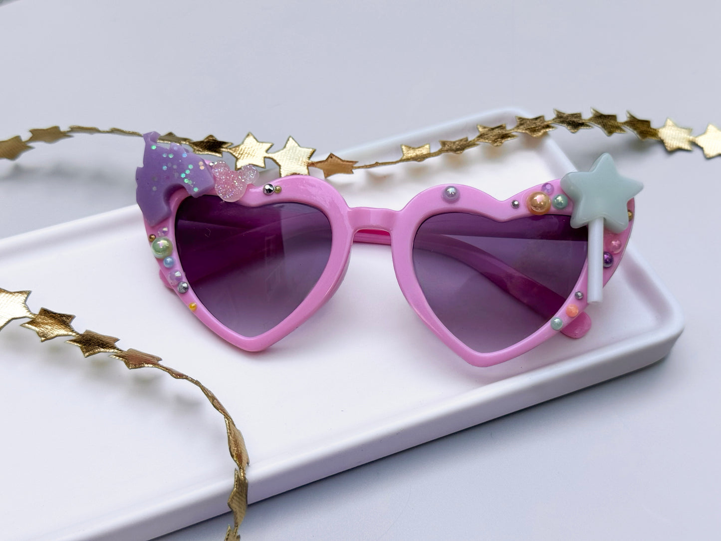 Magical day sunnies on hearts