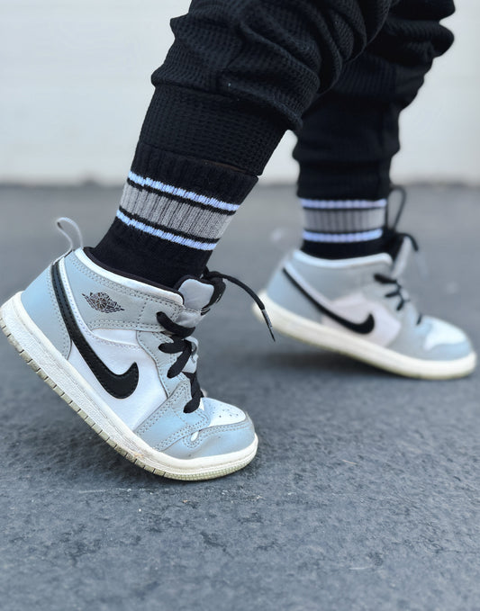 Monochrome Stripe