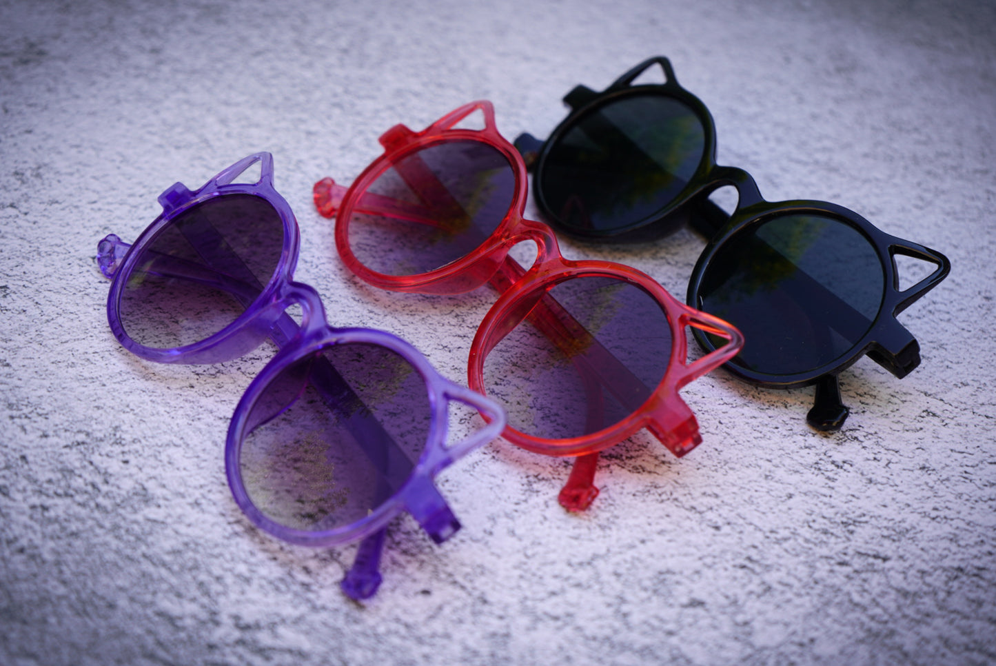 Kitty shades