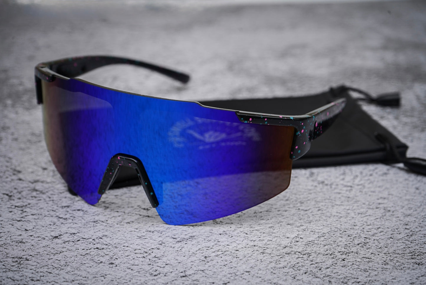 Adult black sports sunnies w/ pink & blue specks