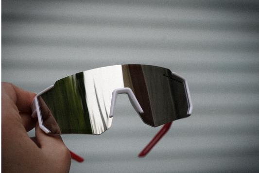 Kid’s white mirrored rimless sports sunglasses with red arms (age 2-9)