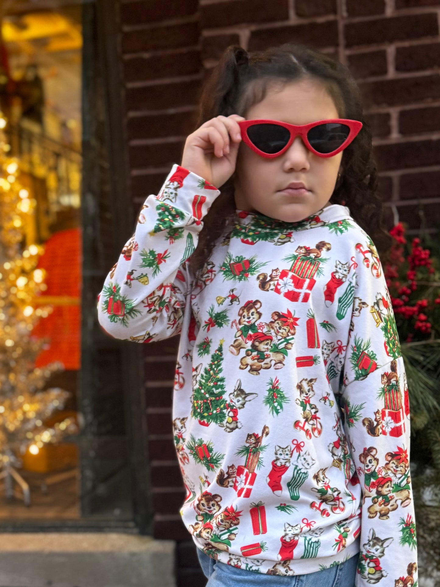 Kid’s red & white cat eye sunnies