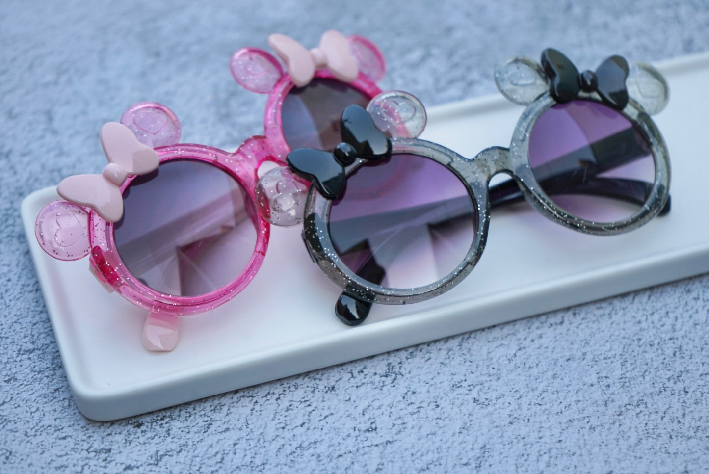 Glitter mouse ear sunnies 🏰