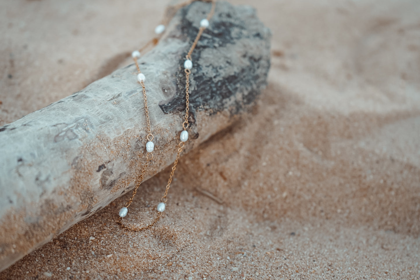 Stainless freshwater pearl dainty silver necklace (gold or silver)