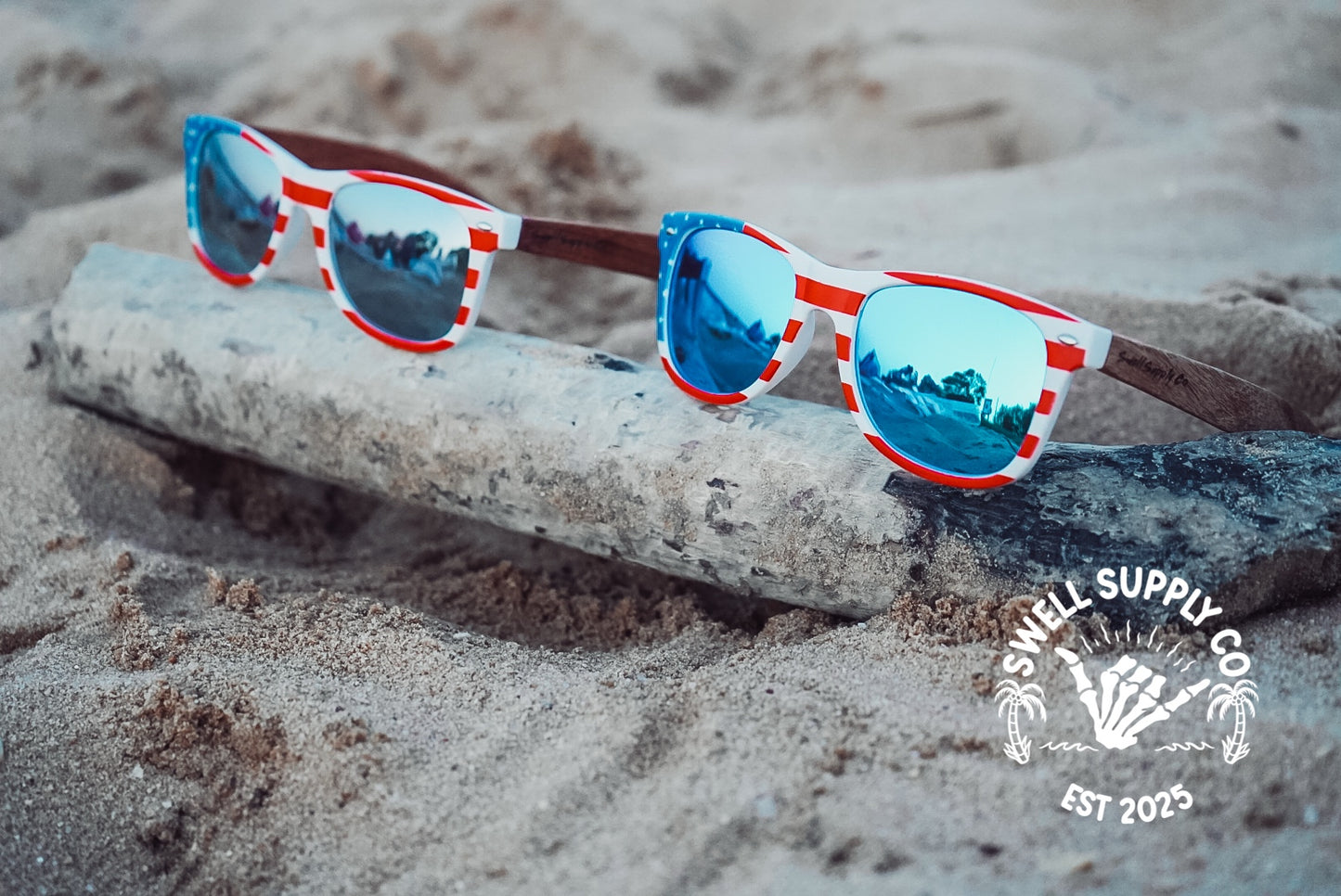 Adult Shoreline 1776 polarized bamboo Wayfarers