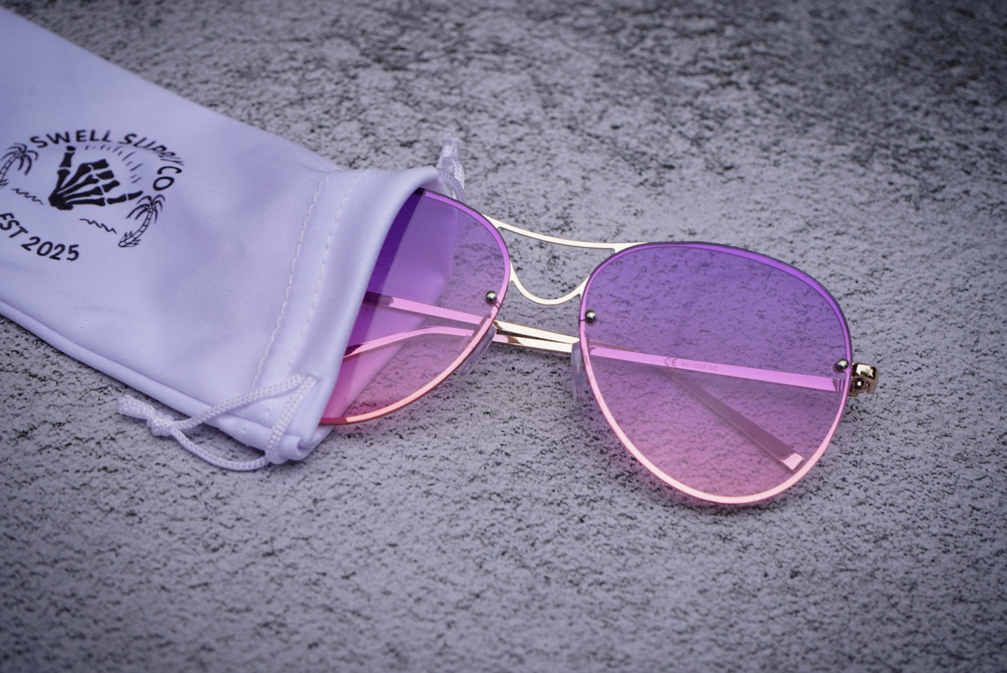 Adult oceanic aviators