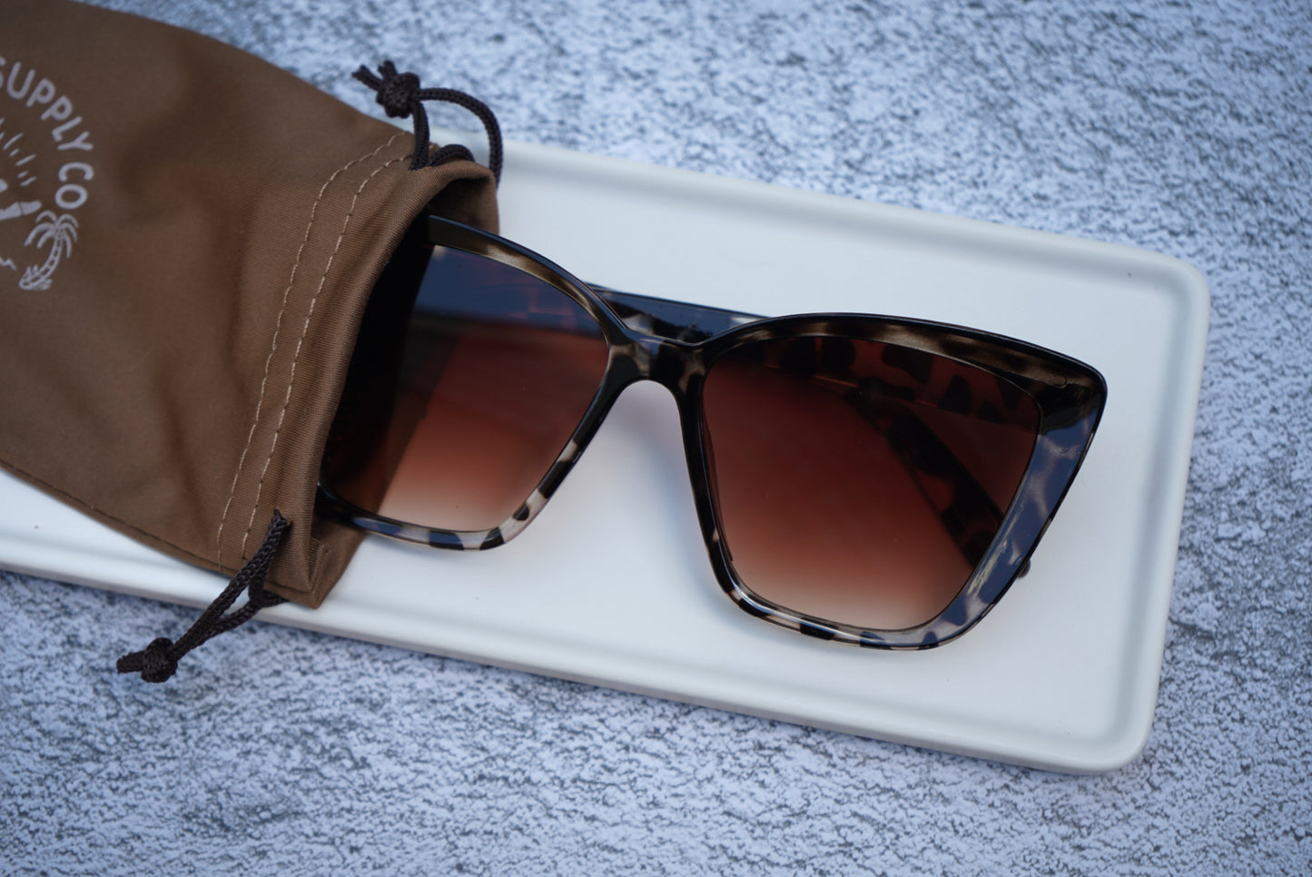 Adult retro cat eye sunglasses