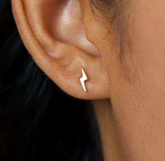 Minimalist stainless lightning ⚡️ bolt earrings