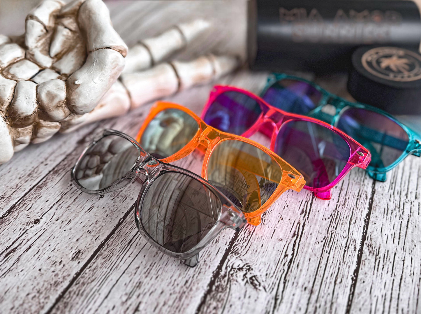 Mirrored translucent wayfarers