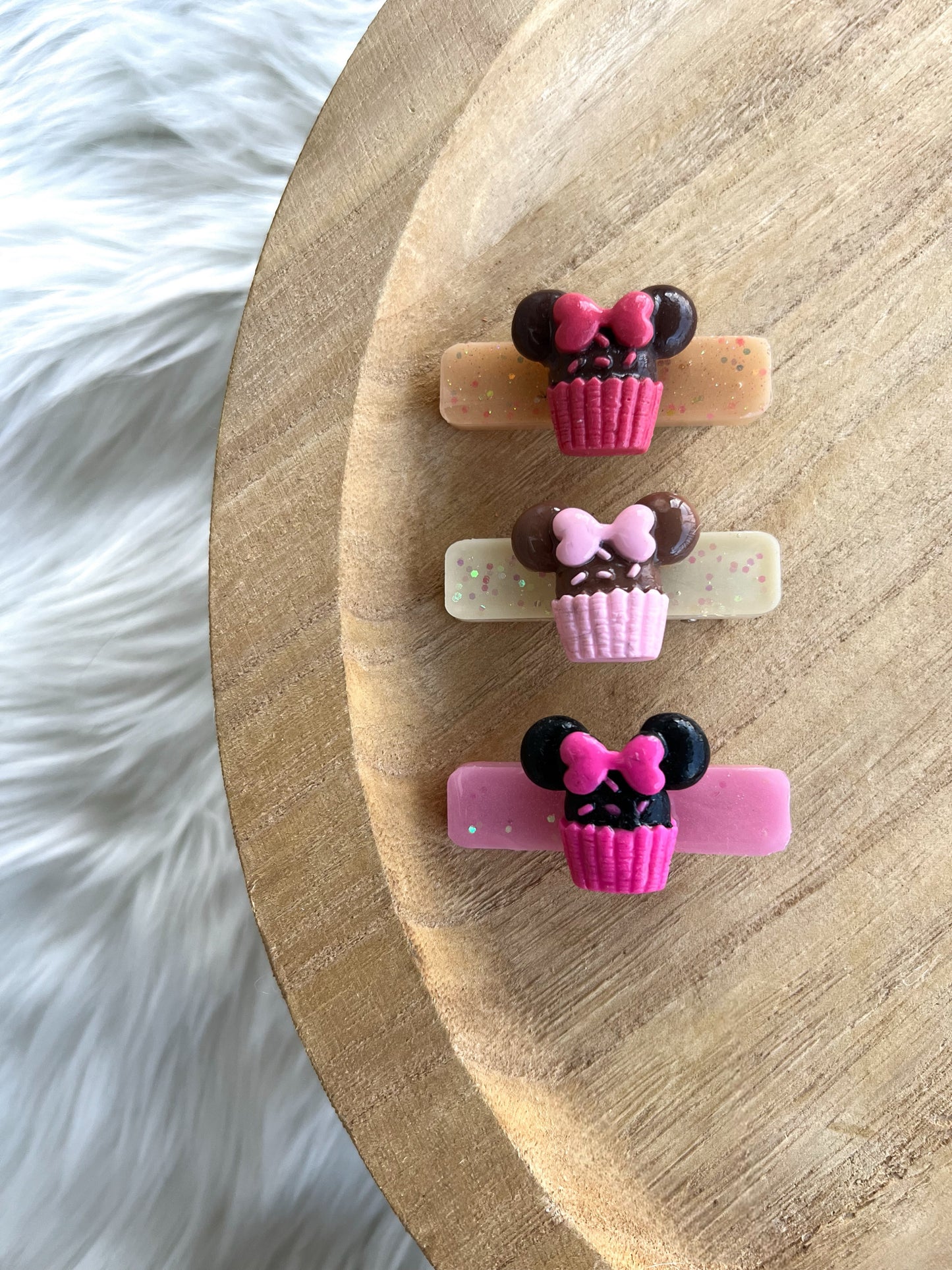 Minnie cupcake clips
