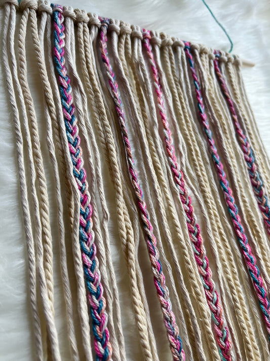 Speckled bow holder